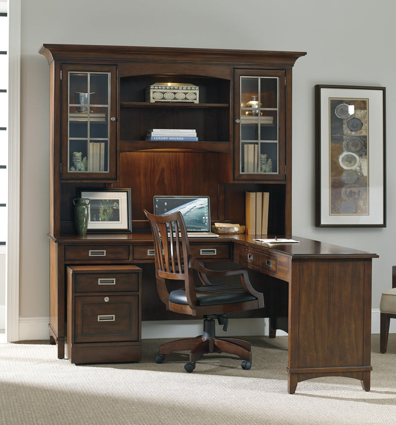 Latitude 66 inch Desk