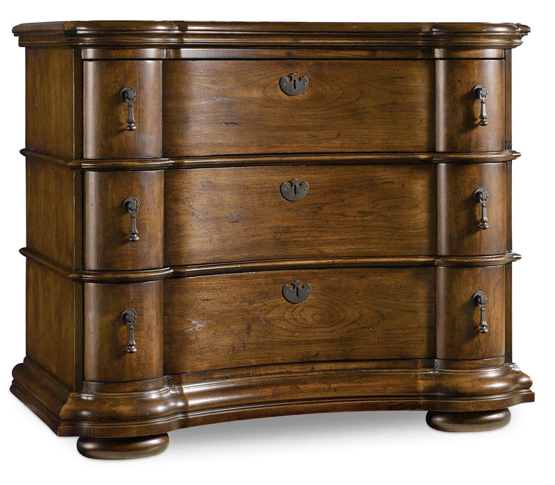 Archivist Bachelors Chest